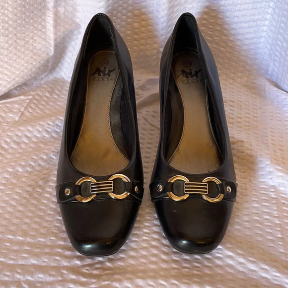 Air Flex black pumps Size 7.5 M - Picture 1 of 7